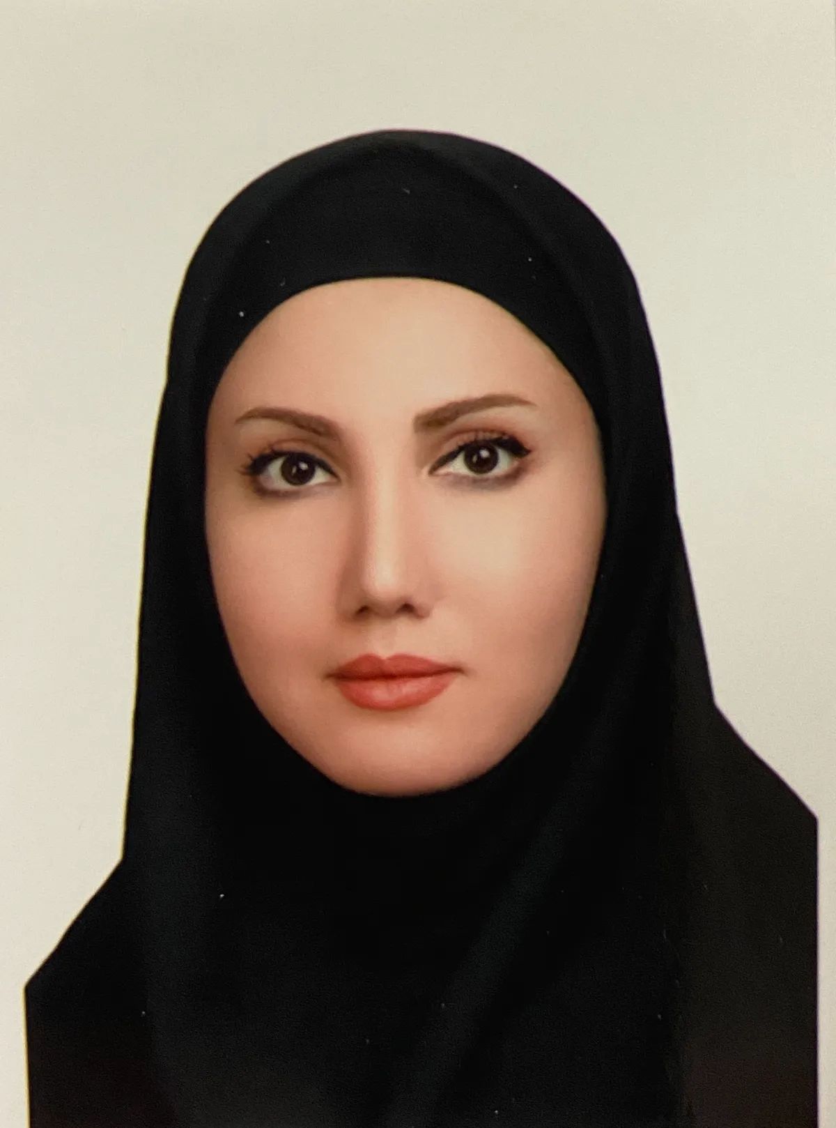 سارا اسدی حسنوند کارشناسی مامایی | بیماریهای زنان | مشاوره | تعیین جنسیت