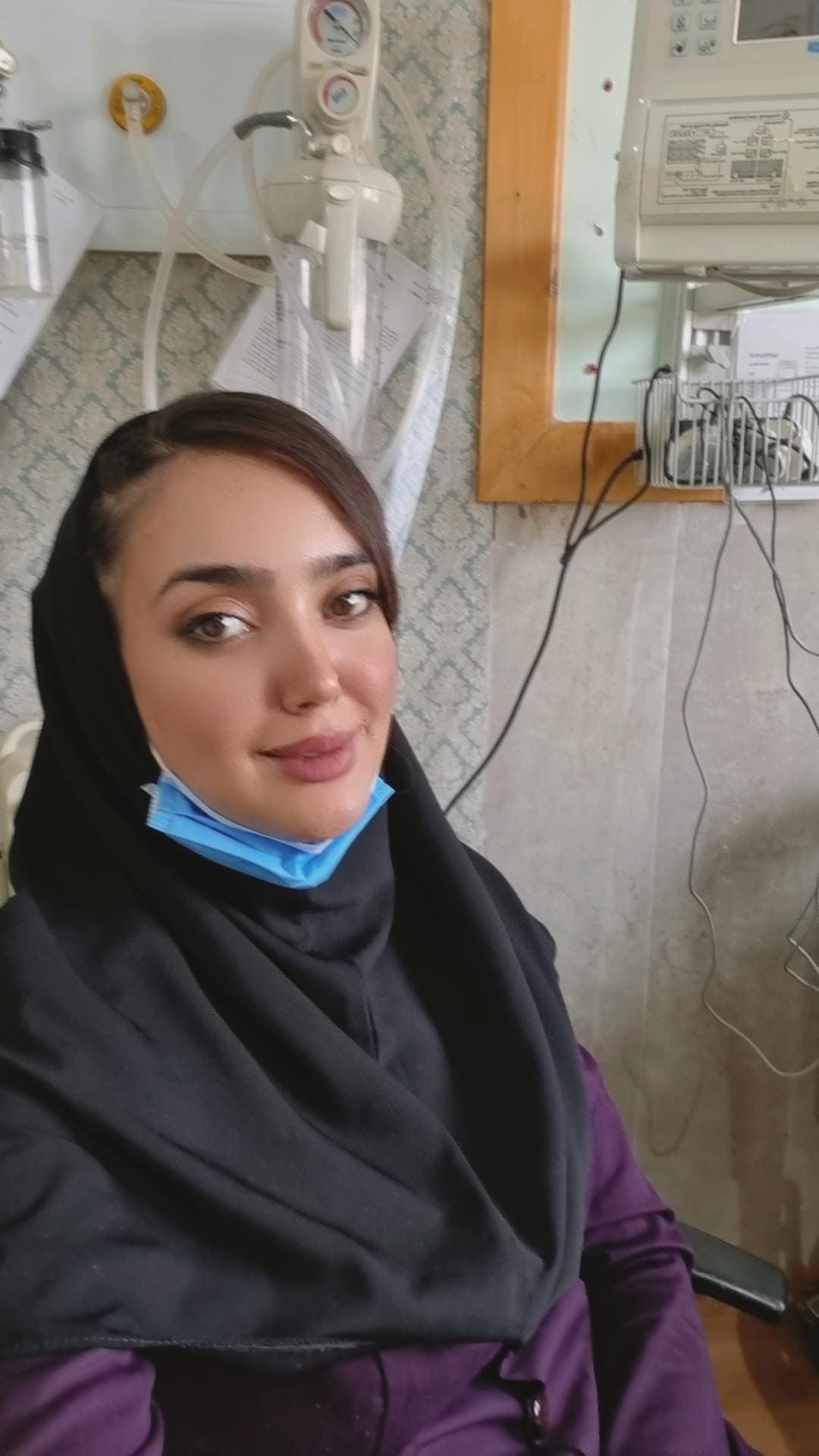 دکتر زهره افسری