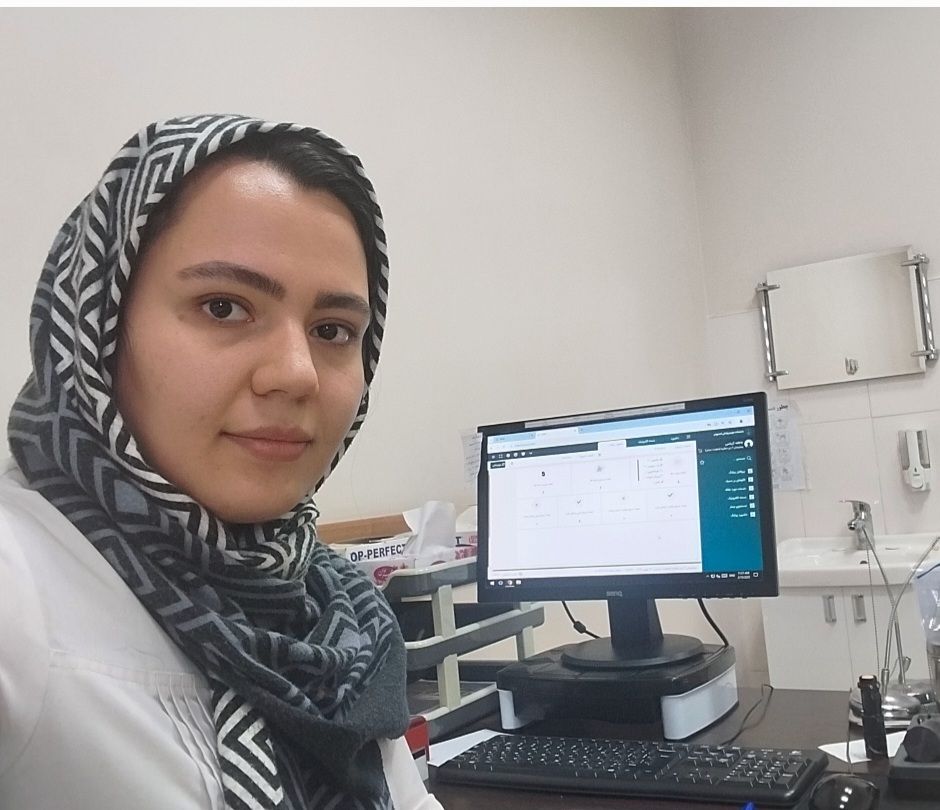 دکتر عاطفه کرباسی