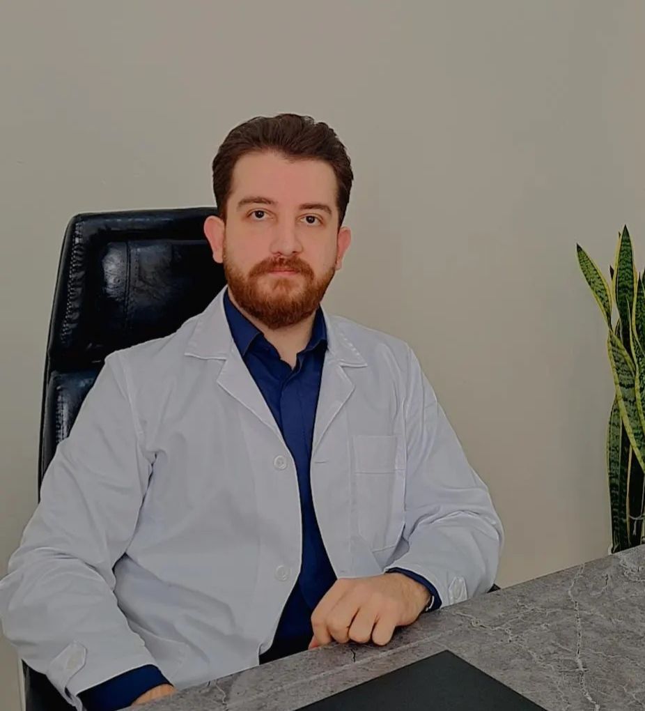 دکتر امیررضا رستمیان باروق