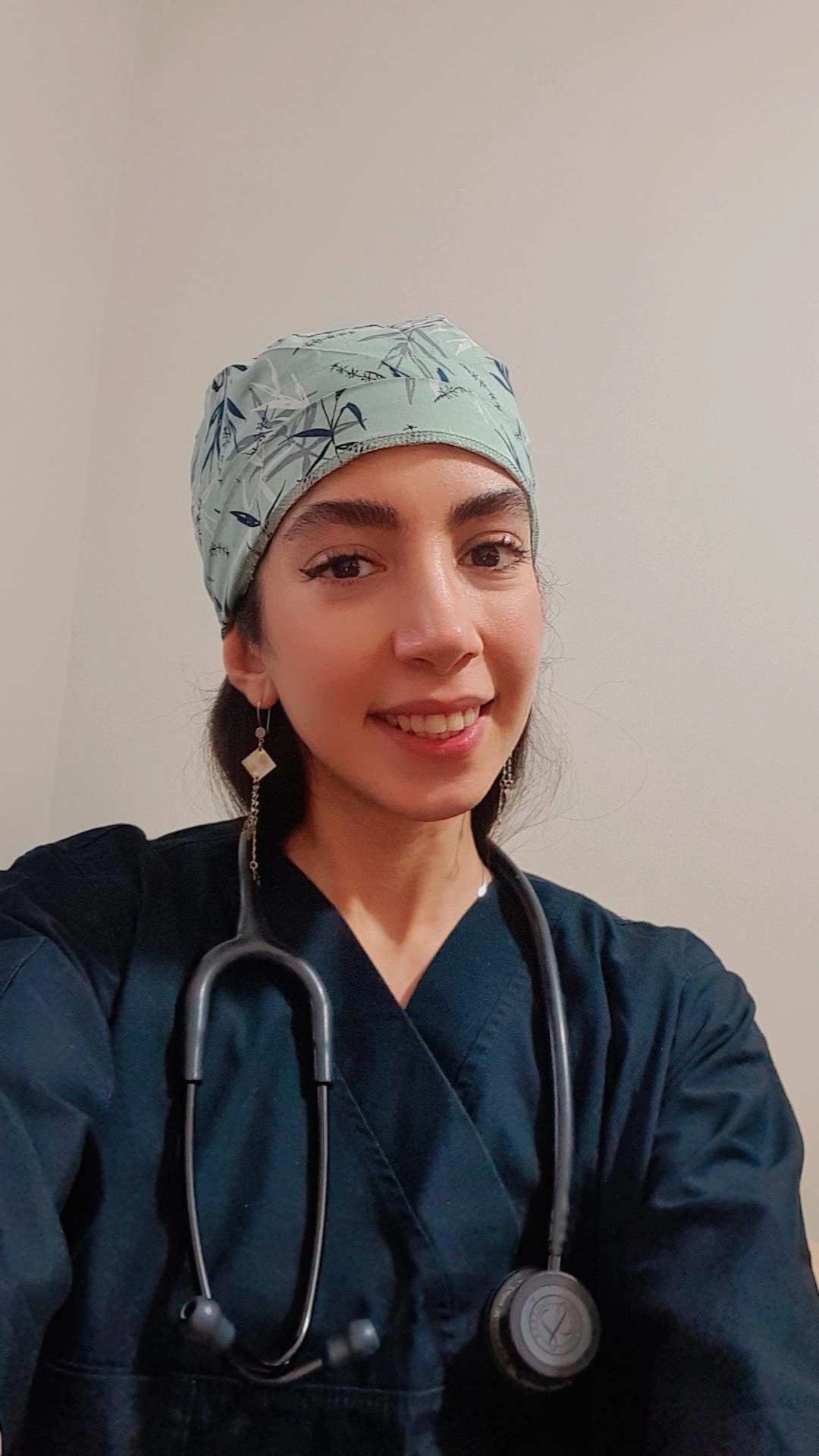 دکتر فرنگیس نادری مهکی