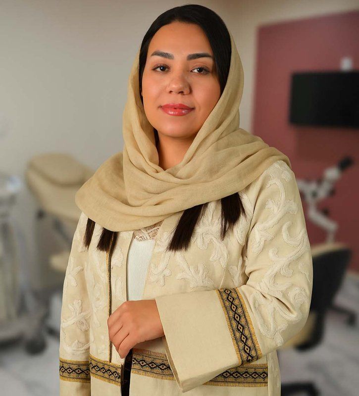 فاطمه کرمی ( سکستراپی ، درمان hpv/hsv ، درمان عفونت ها ، وایتنینگ/تایتنینگ )