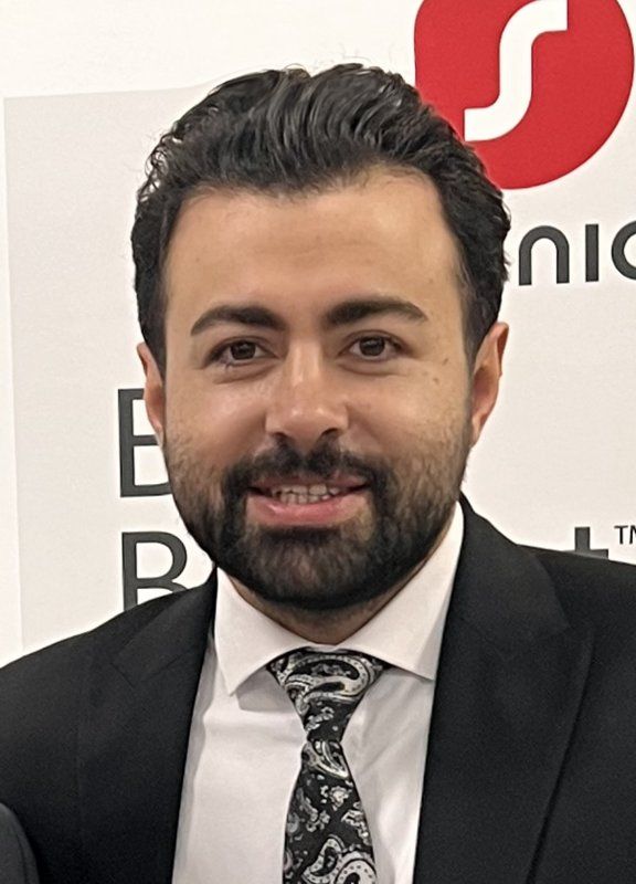 دکتر سیدهادی کاظمی