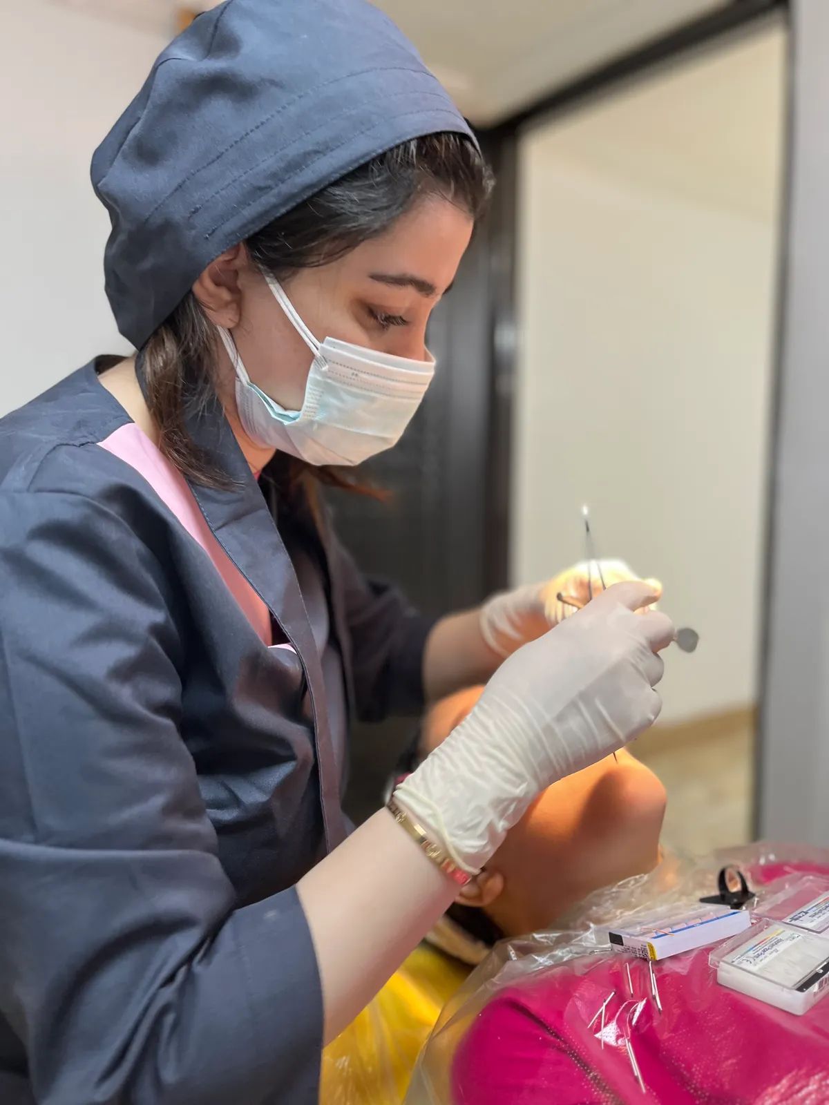 دکتر سماء سیرتی ثابت فومنی دکترای دندانپزشکی