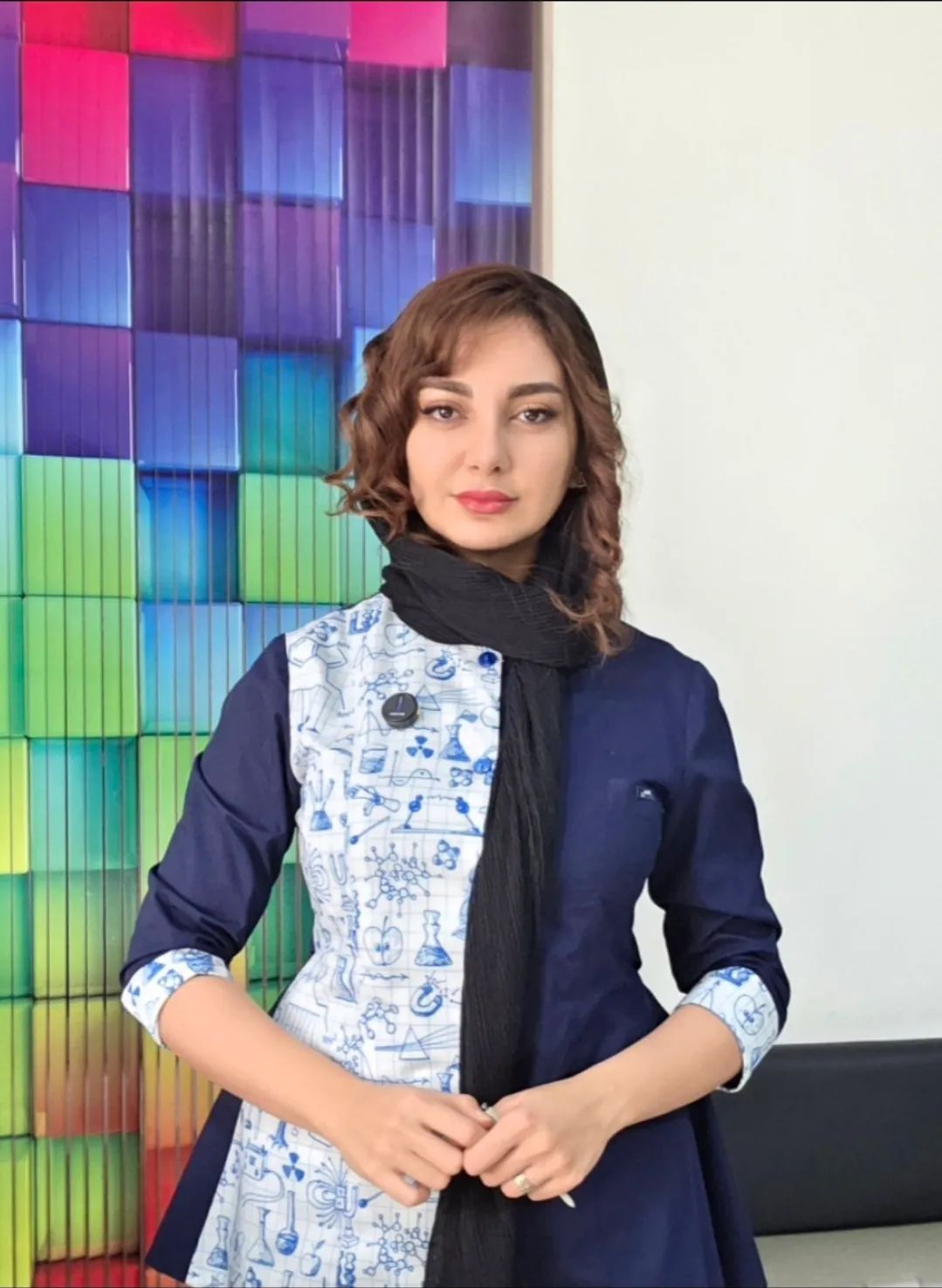 دکتر مونا سالاری نیا