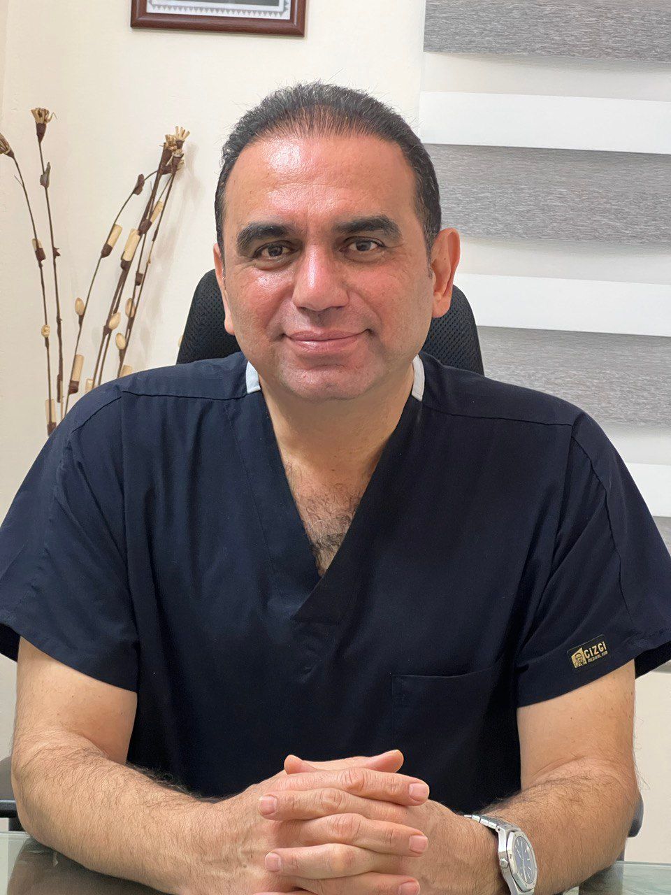 دکتر امید صدیقی