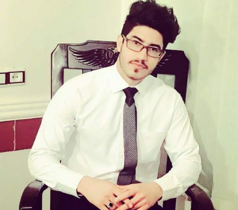 دکتر یاسر احمدی