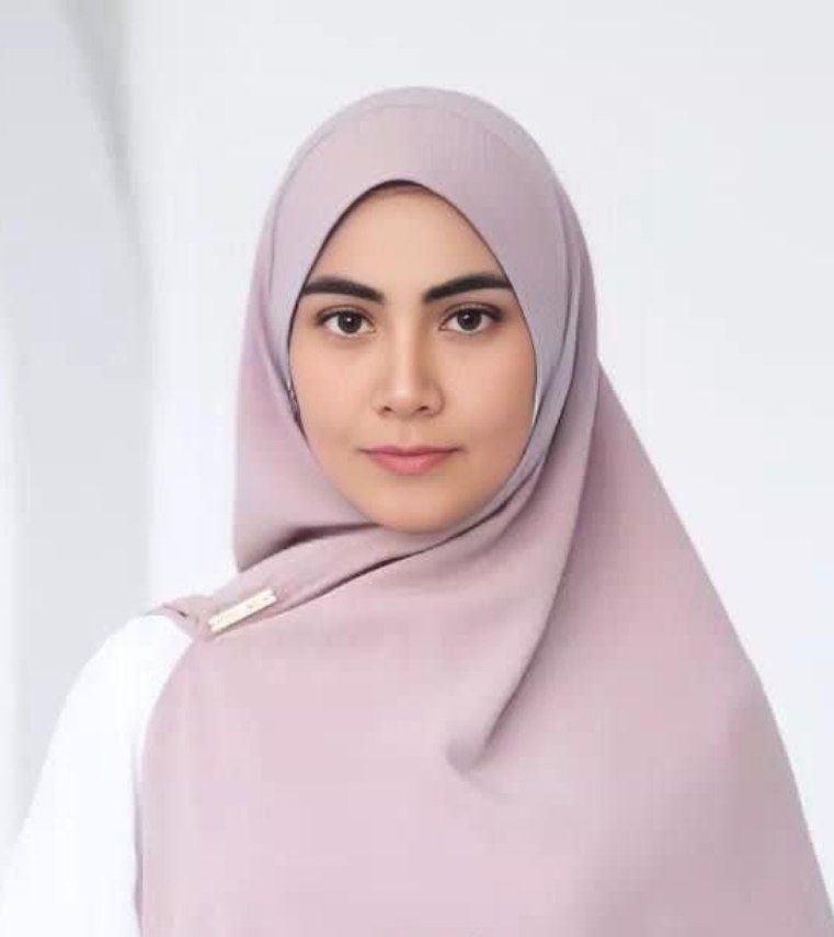 دکتر نسترن احمدی