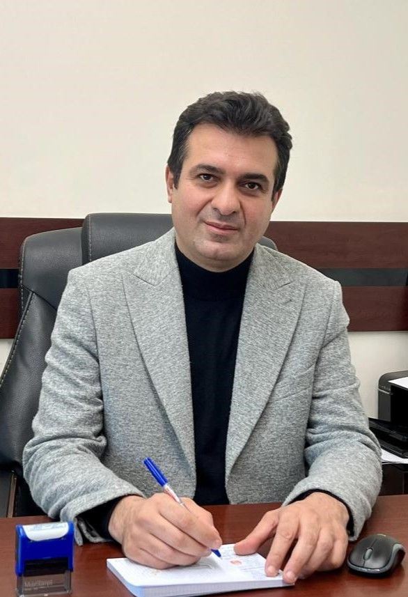 دکتر یاسر تقوی