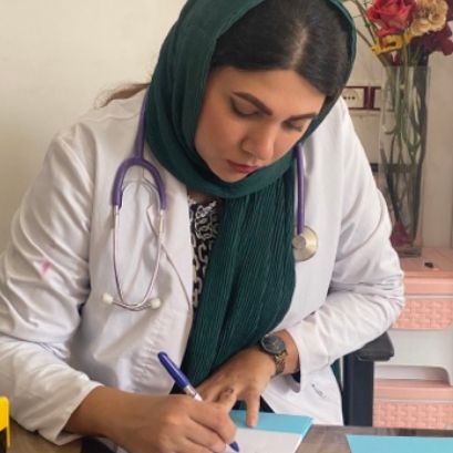 دکتر فروغ هادی زاده