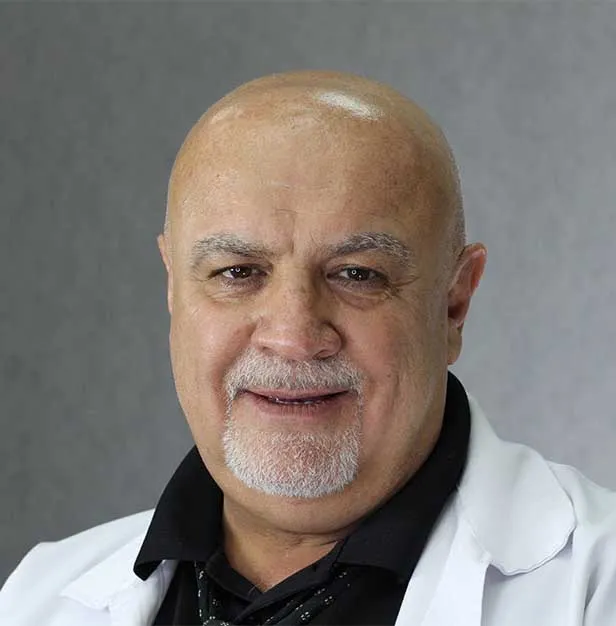 دکتر سیروس مؤمن زاده