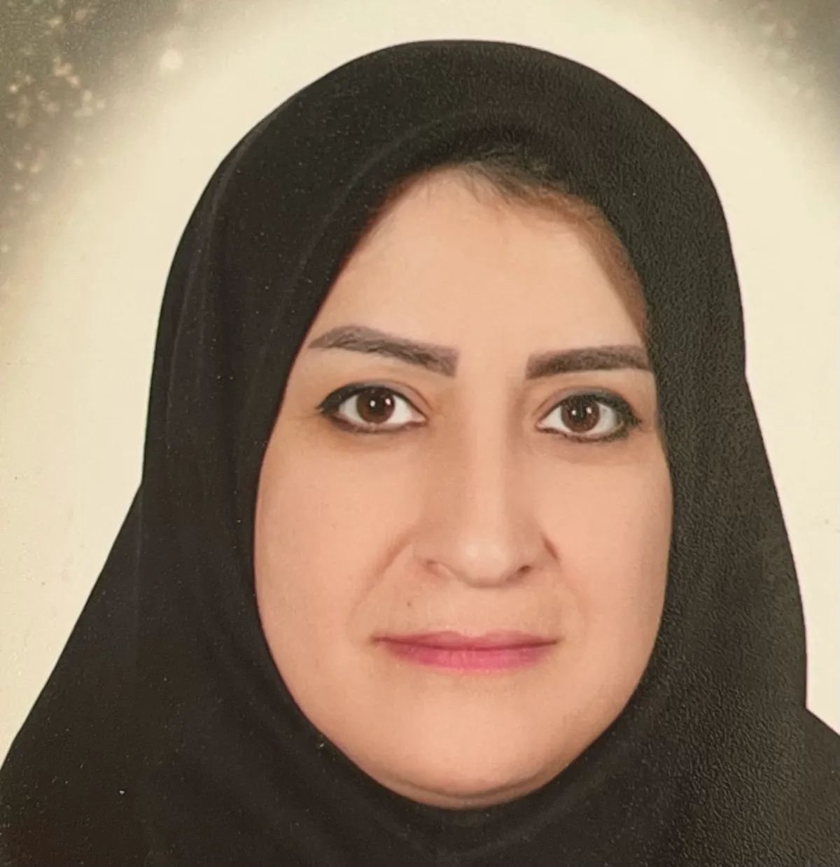 دکتر سرور اکبری