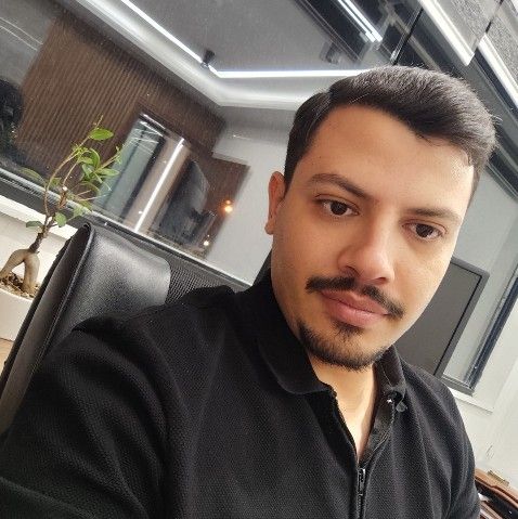 دکتر پوریا نجم الدینی
