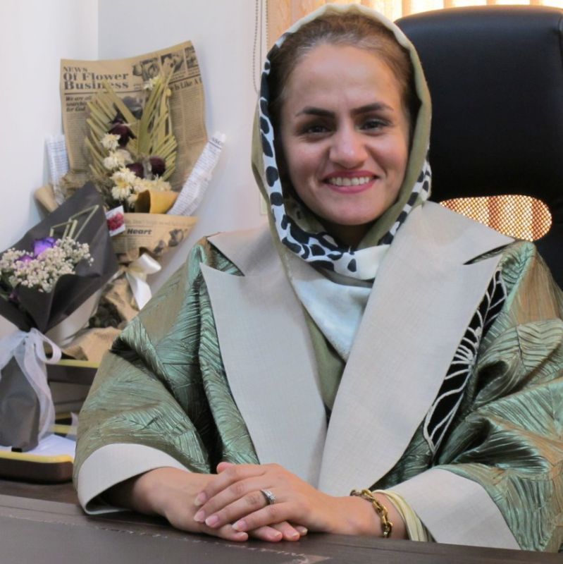 دکتر سمیه طزری