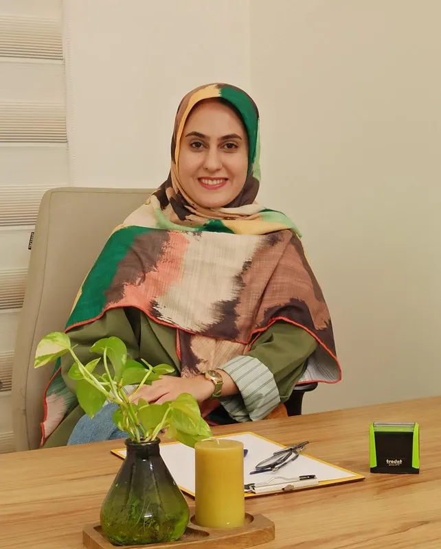 عاطفه آخرتی کارشناسی ارشد روانشناسی بالینی