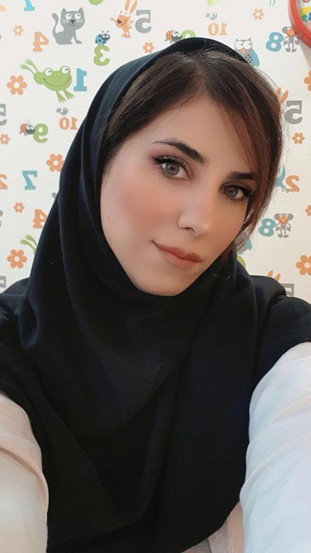 دکتر منا مهاجر