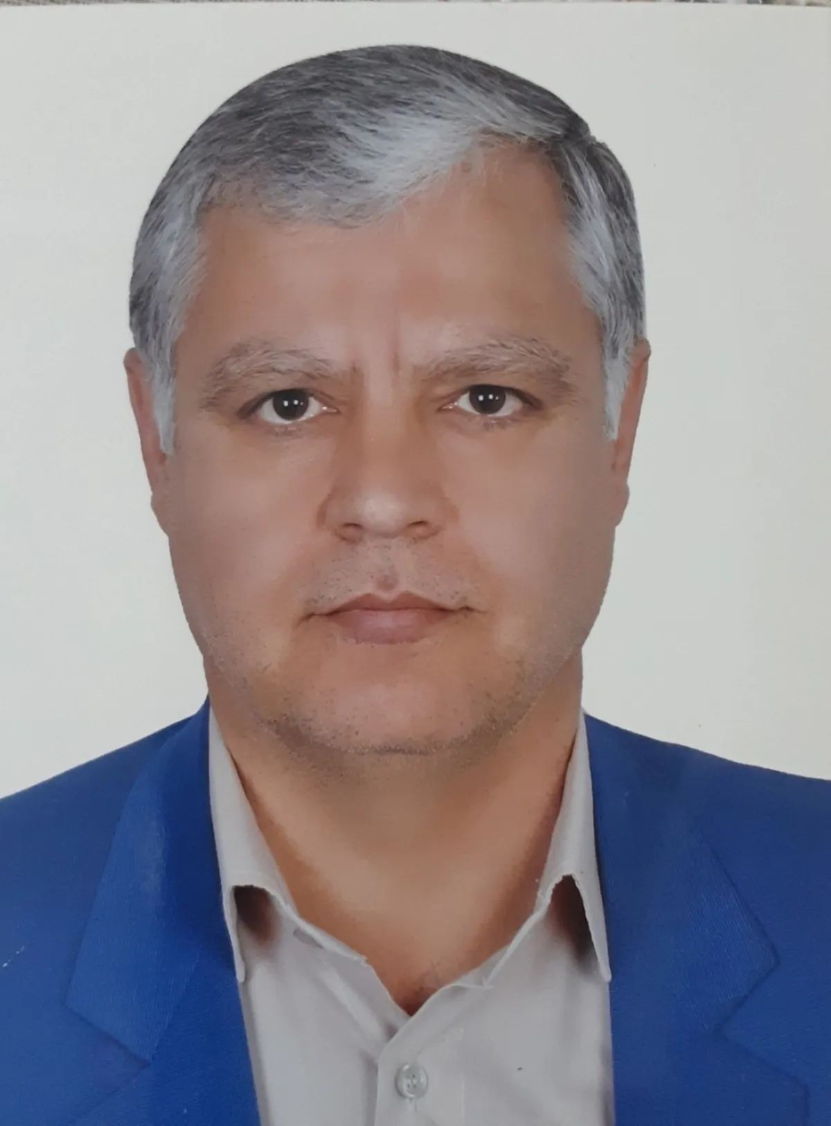 دکتر اباذر رستم پور