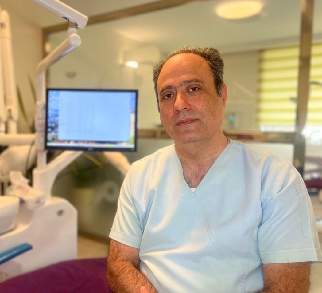 دکتر کامیار مقسم دکترای حرفه‌ای دندانپزشکی