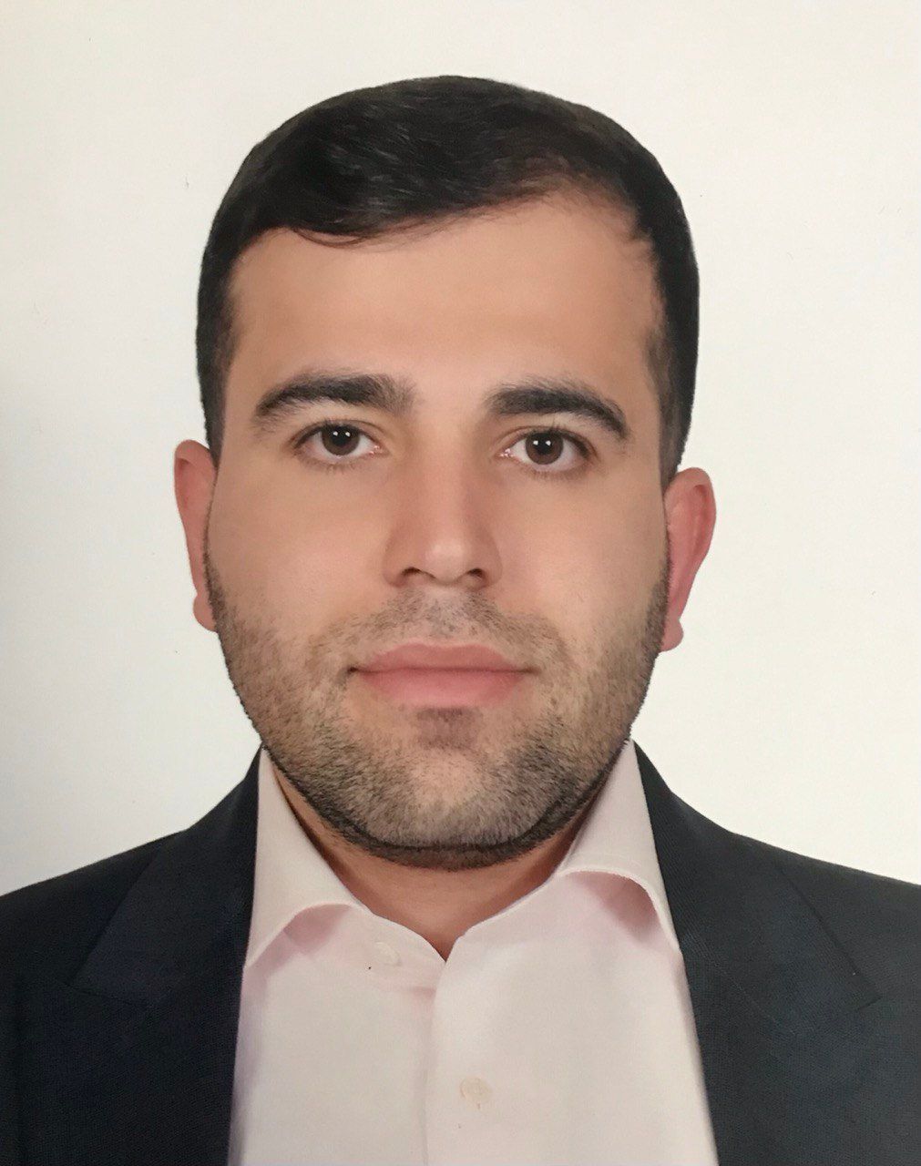 دکتر سیامک حیدری دکترای دندانپزشکی