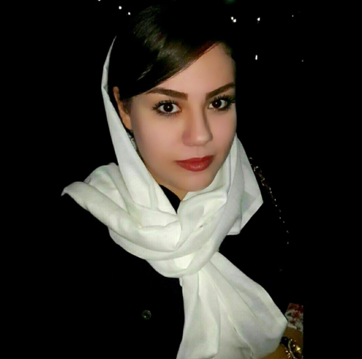 دکتر بیتا فخرقاضی متخصص مغز اعصاب و ستون فقرات