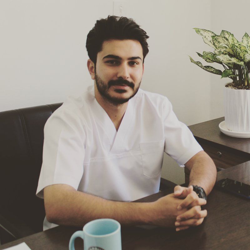 دکتر اشکان زارعی