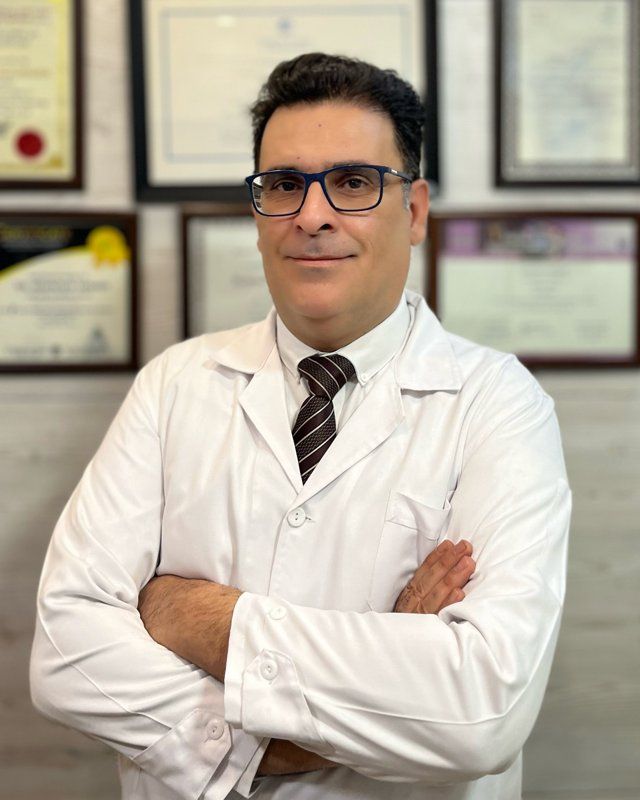 دکتر محمدرضا امیدظهور