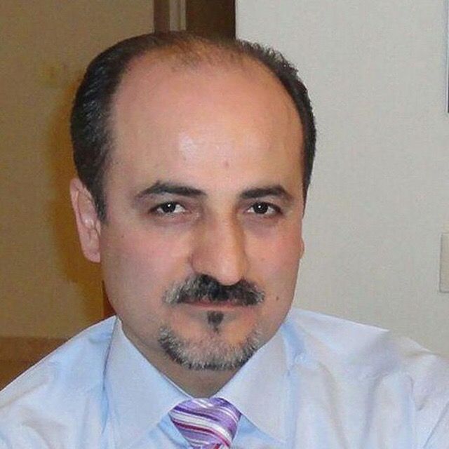 دکتر نادر بک محمدی دکترای پزشکی