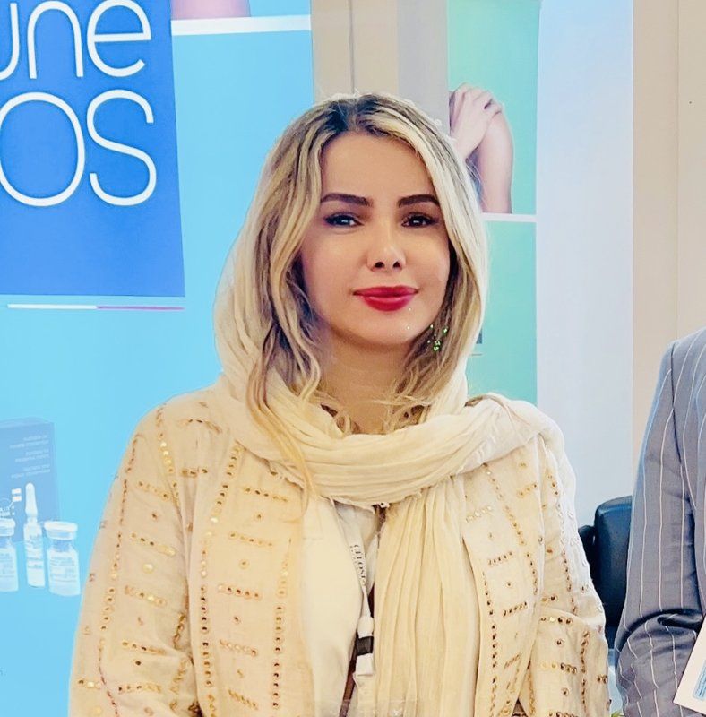 دکتر سمانه محسنی درگاه