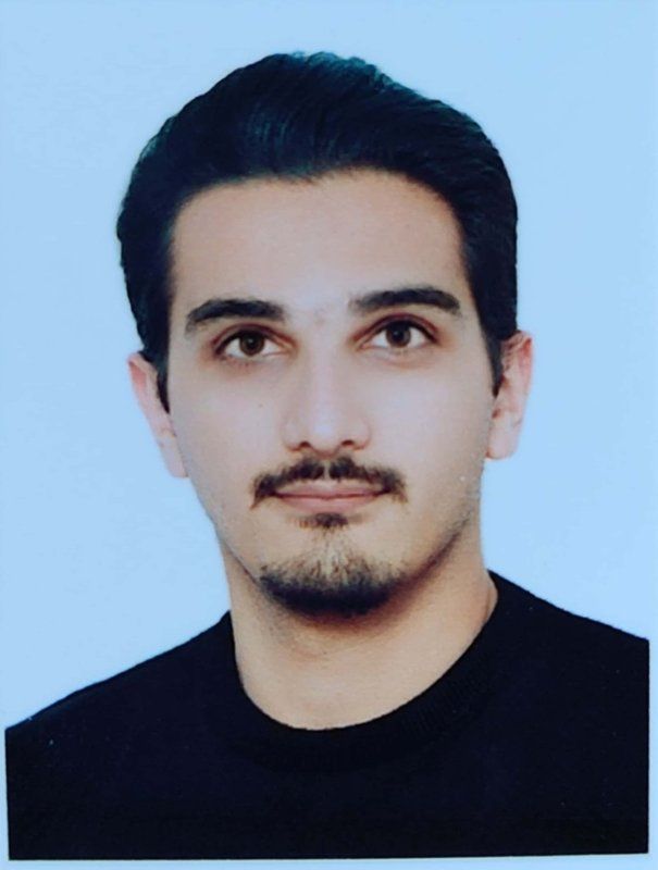 دکتر علی صادقی