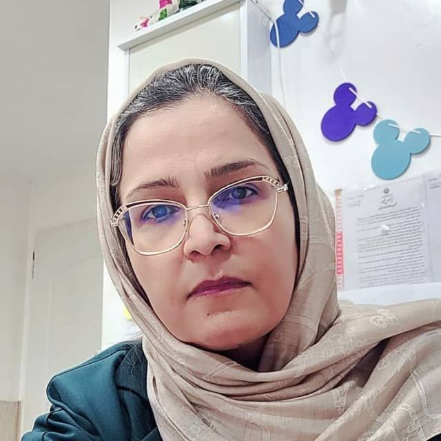 دکتر آرزو صفاآبادی