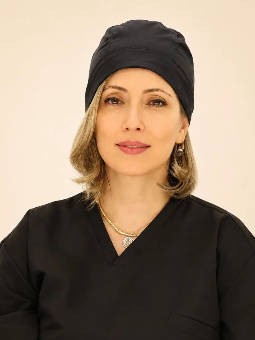 مهرنوش سیدین آزاد دکترای دندانپزشکی