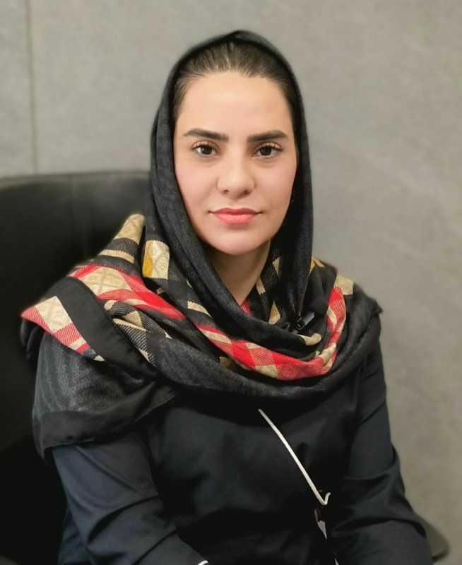 دکتر نیوشا سردارزاده