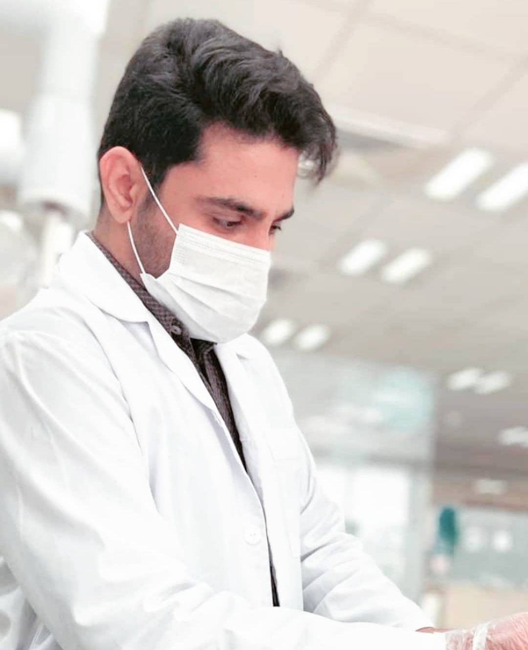 دکتر عماد فروغی زاد