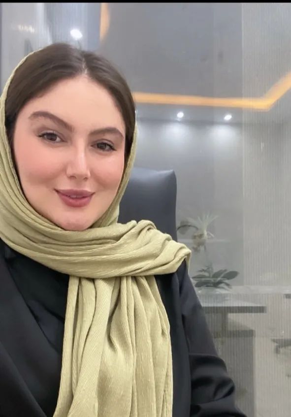 الهام روشن دل کارشناس مامایی