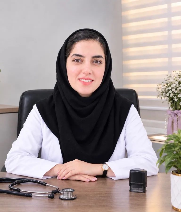 عارفه خسروی کارشناس مامایی