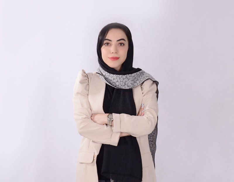 دکتر مینا آرمین
