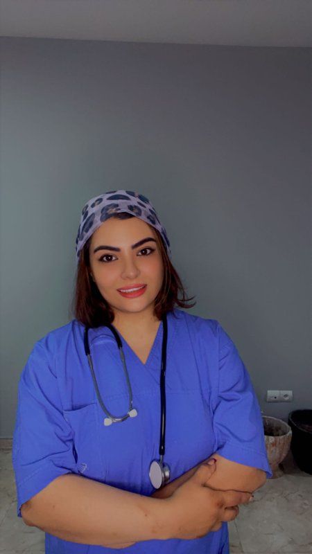 دکتر Arezou Gholizadeh