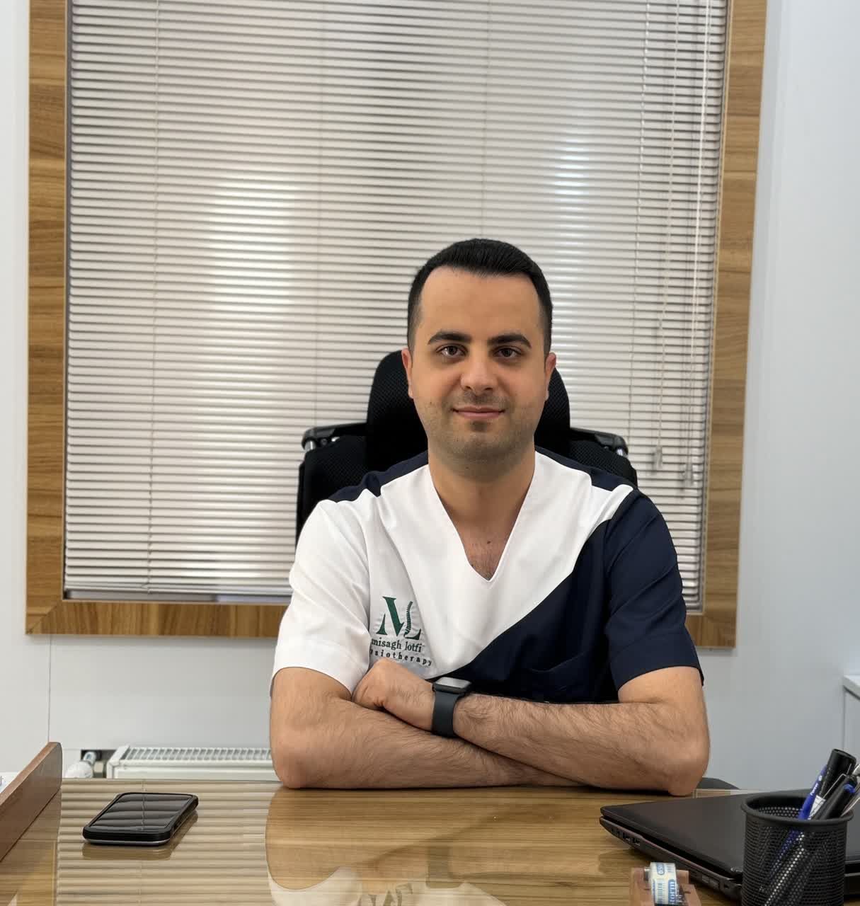 دکتر میثاق لطفی مرزناکی