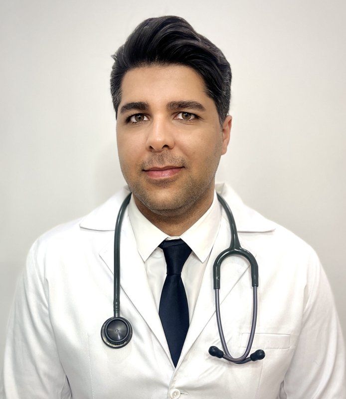 دکتر آتبین آسترکی