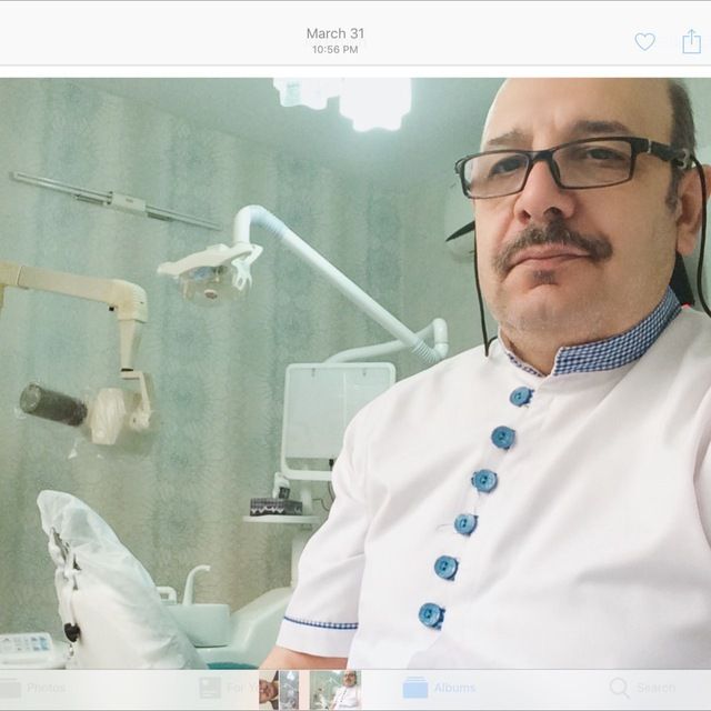 دکتر محسن ابراهیم خانی دکترای دندانپزشکی