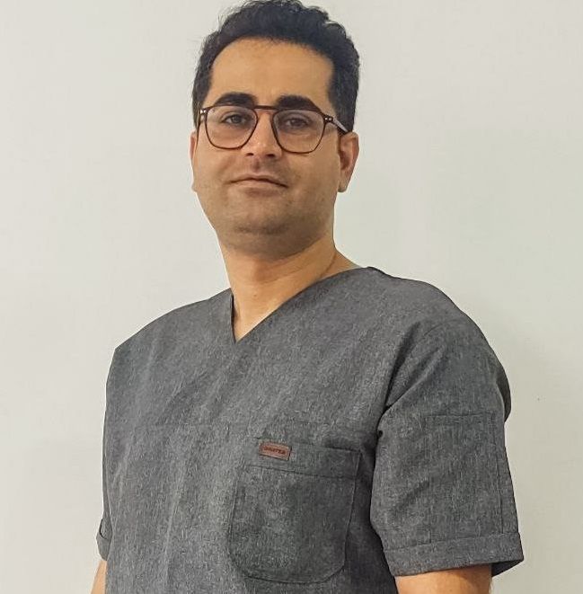 دکتر محمد نیکوکار