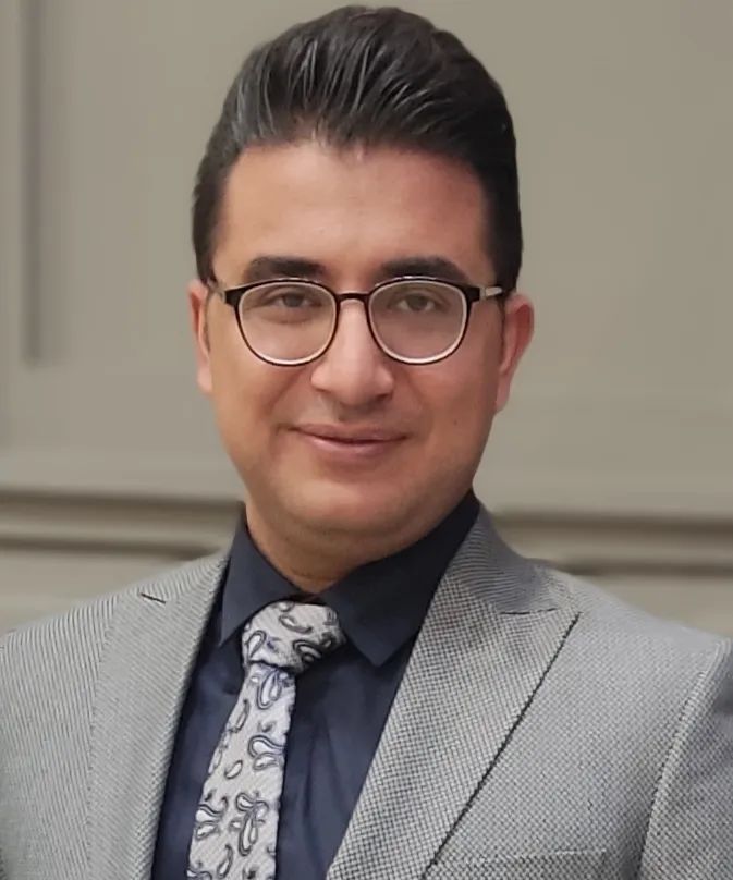 مهرداد عرفانیان تقوائی متخصص کودکان و نوزادن