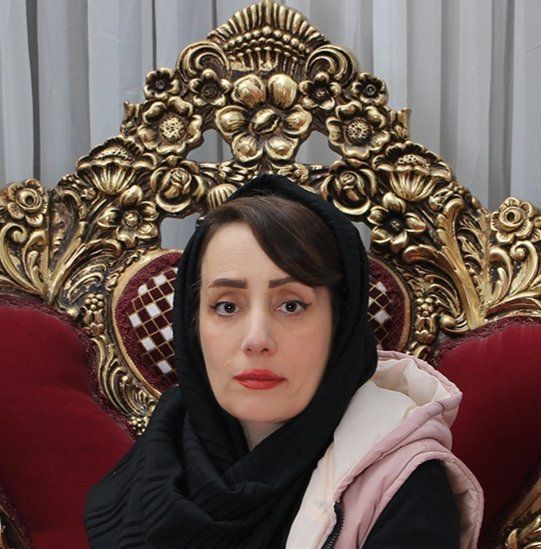 دکتر محبوبه جوهری فرد دکتر پوست و مو و زیبایی_دکتر بیماریهای پوست و مو و لیزر _دکتر پوست و مو _بهترین دکتر پوست و مو تهران _ پزشک ویژه بیماریهای پوست و مو _دکتر پوست ومو _اگزما_کهیر_پیسی_خارش بدن_خارش کف سر_ریزش مو _تیرگی صورت و بدن_شوره سر_لک پوس