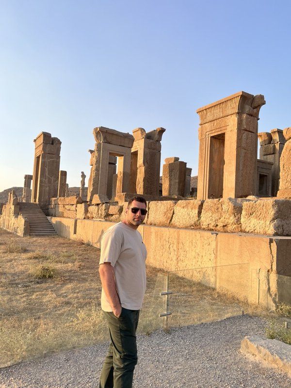 دکتر شایان امجدی خراط