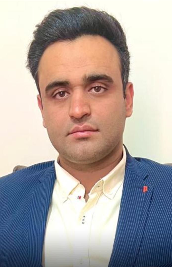 دکتر محمد جواد خادم دانشجوی تخصص بیماریهای مغز و اعصاب, دکترای پزشکی