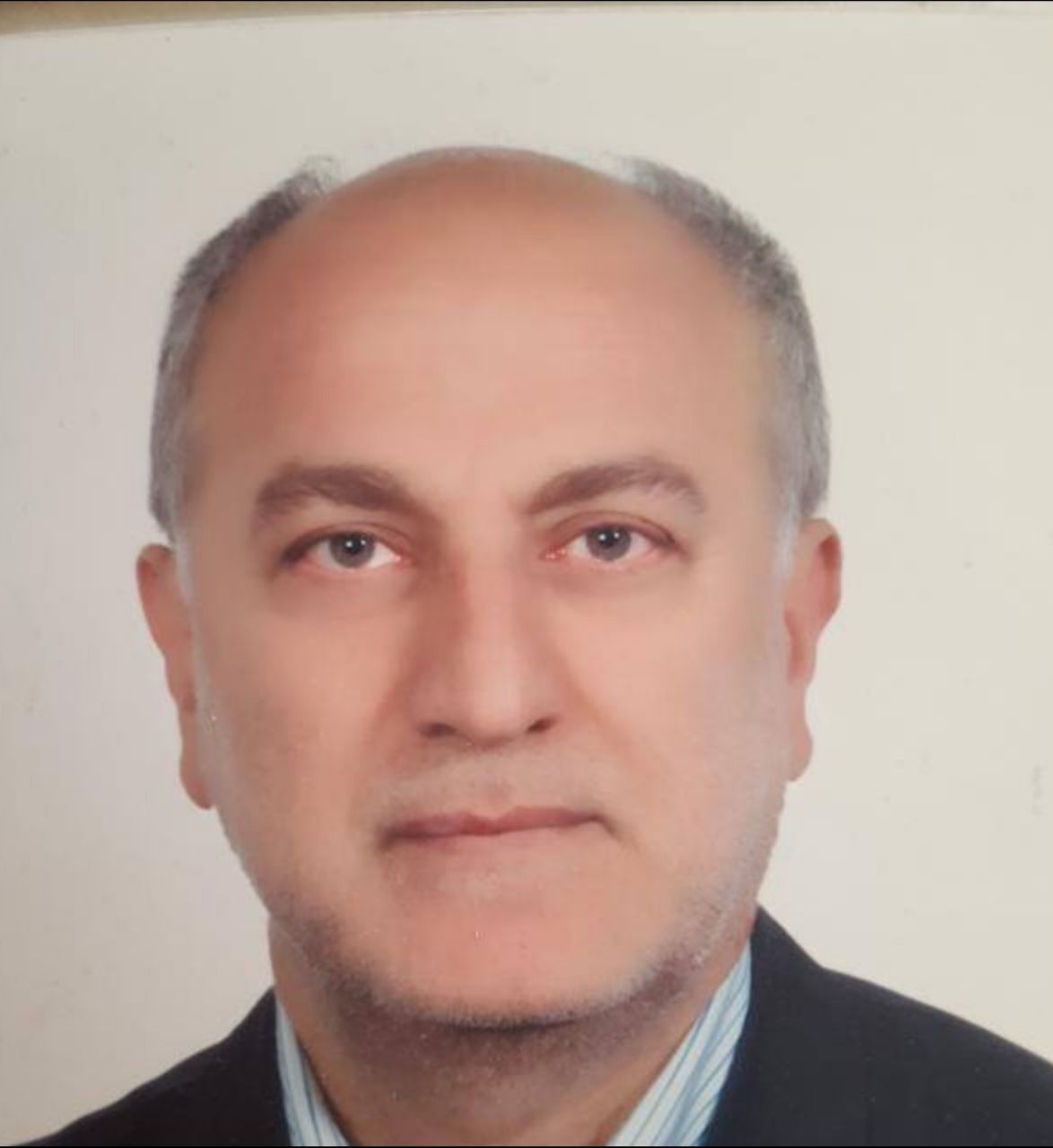 دکتر محمود قنبری