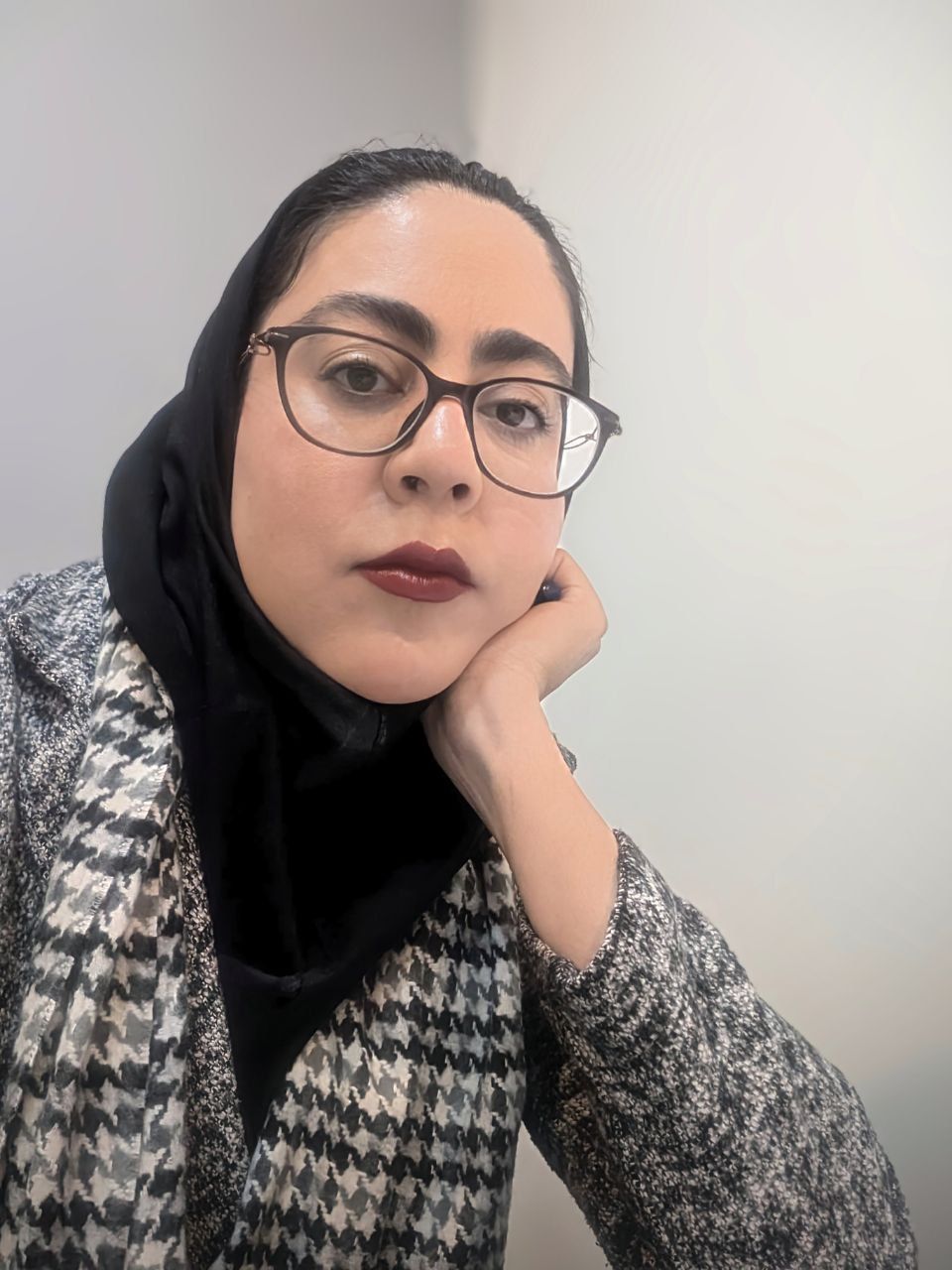 دکتر رویا ساعد پناه