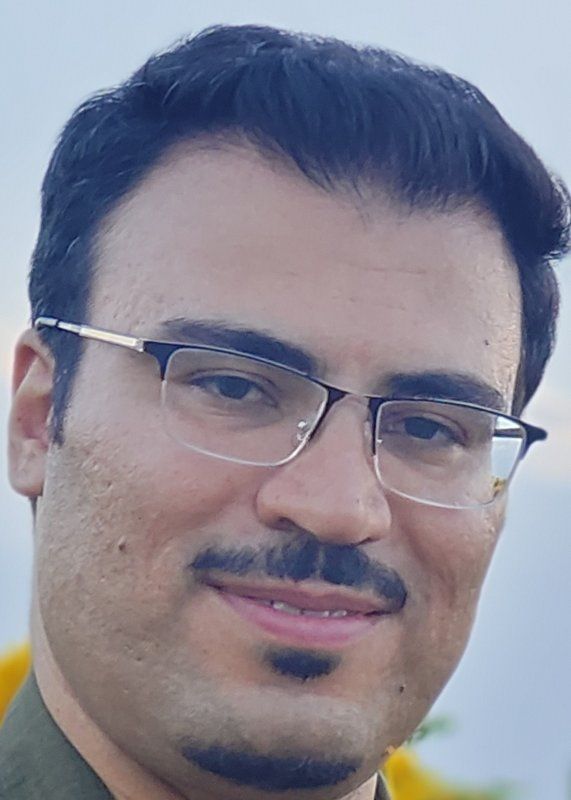 دکتر علی صادقزاده اسکوئی