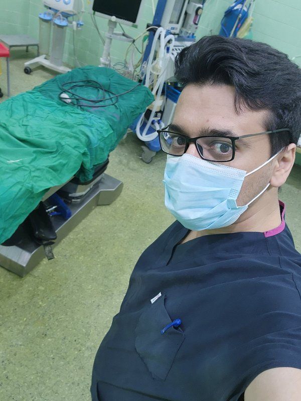 دکتر بهنام دژمان متخصص جراحی کلیه، مجاری ادراری و تناسلی (اورولوژی)