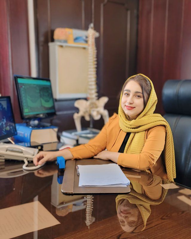 دکتر رویاء پیران